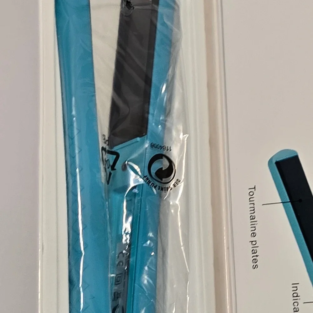 Ginalli Milano Tourmaline Flat Iron (Tiffany)  NEW‎ Tiffany Blue $349 Retail